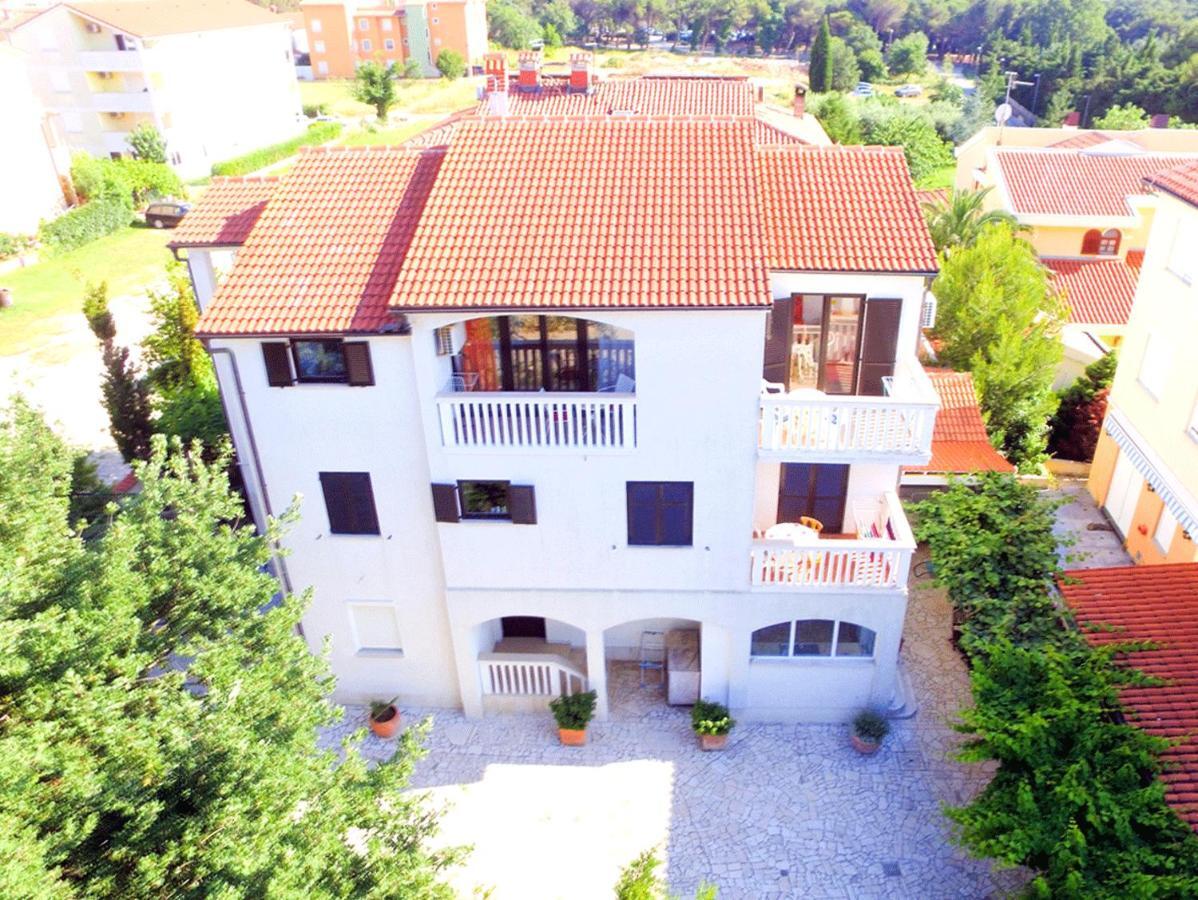 Apartmani Marin Медулин Экстерьер фото